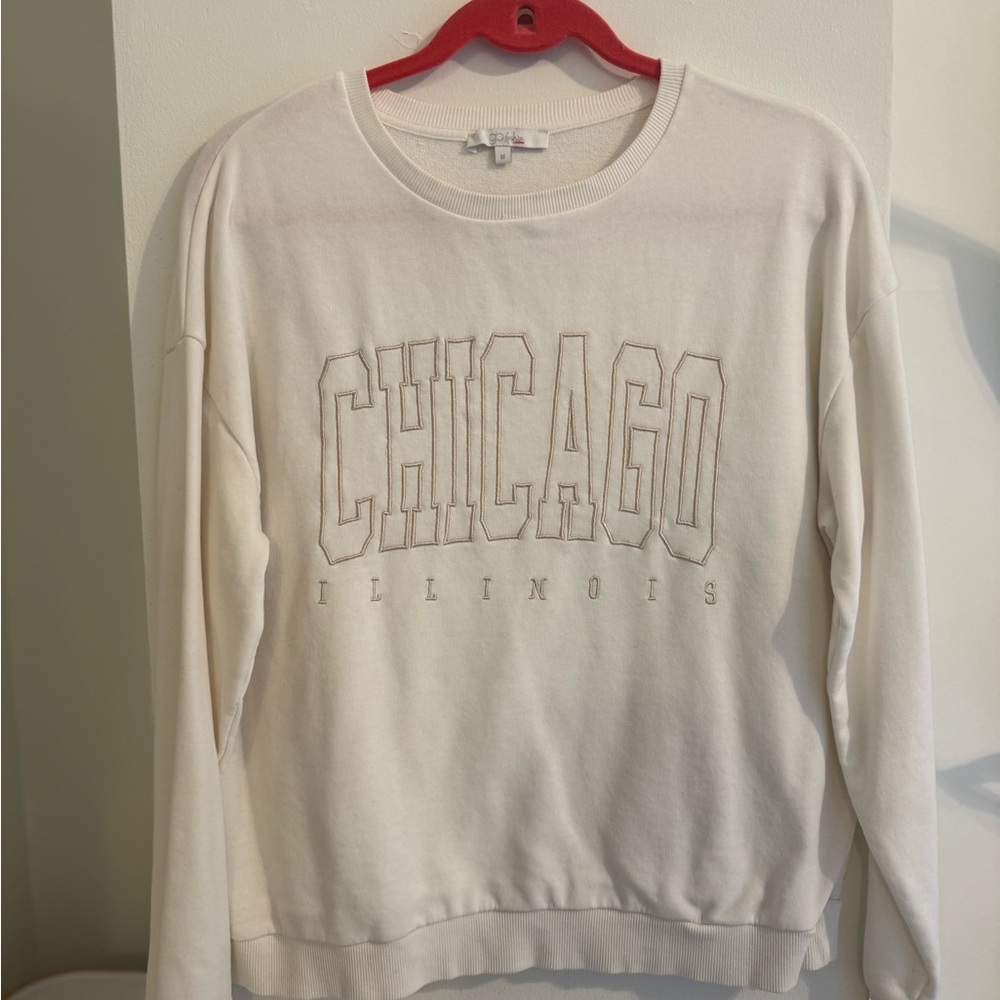 Cream Chicago Illinois Sweatshirt With Gold Embroidery